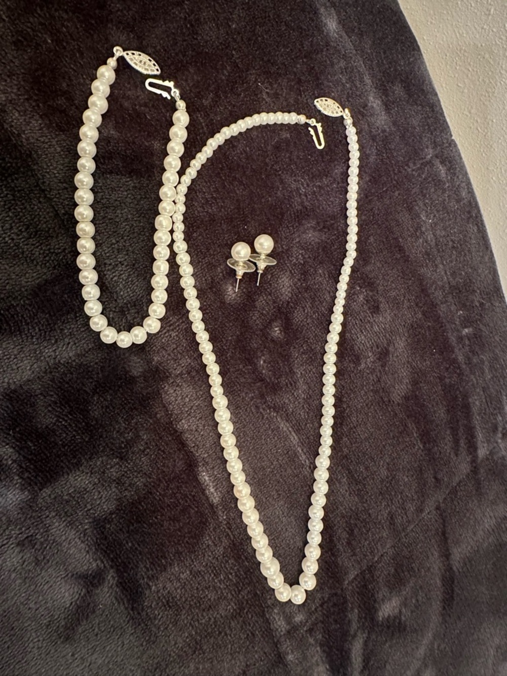 Classic White Pearl Necklace, Bracelet & Stud Earring Set (Lot of 5 sets total)